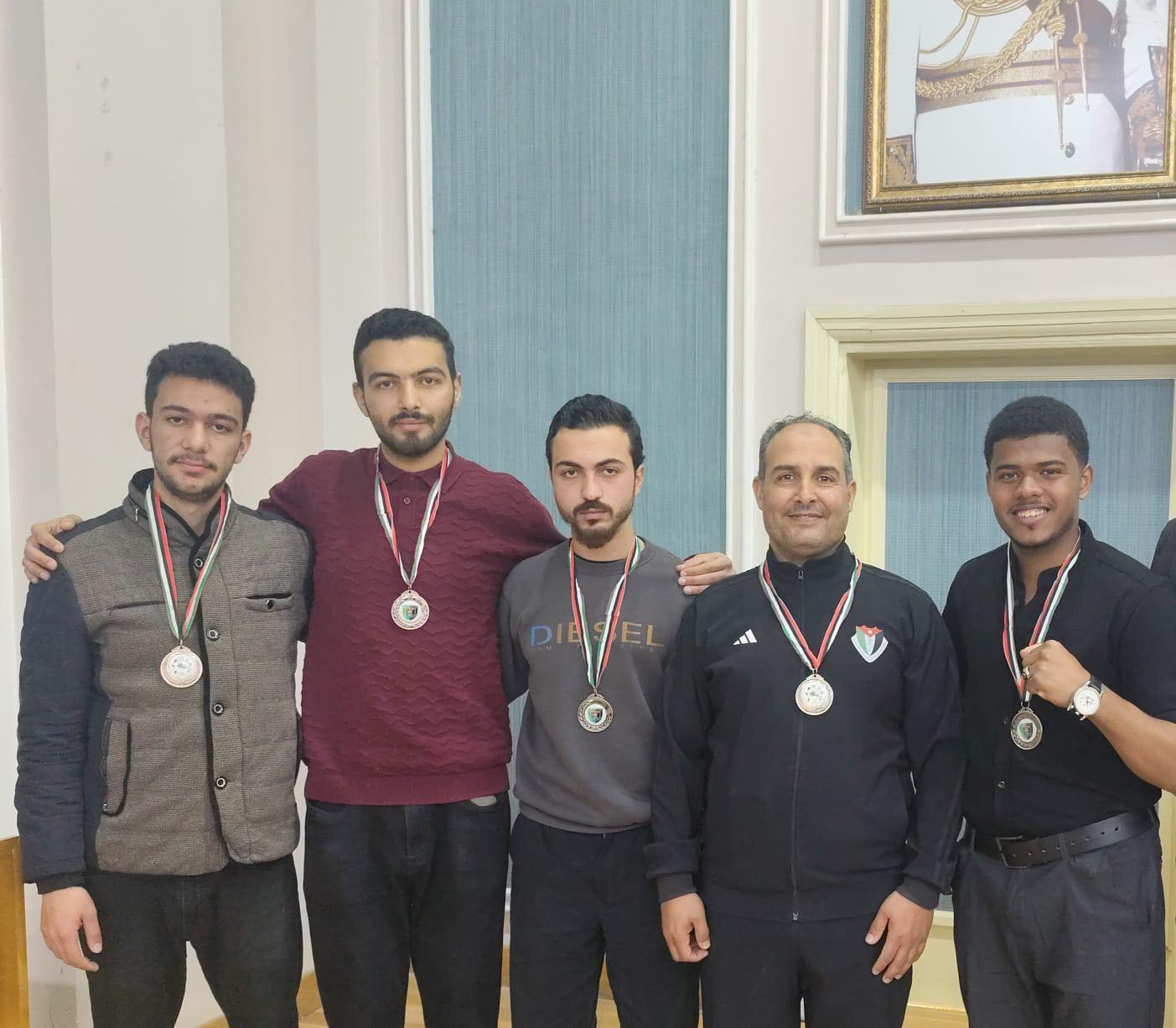 فريق الكلية الجامعية العربية للتكنولوجيا للشطرنج في المركز الثالث على مستوى الكليات الجامعية والجامعية المتوسطة والأول على الكليات الخاصة